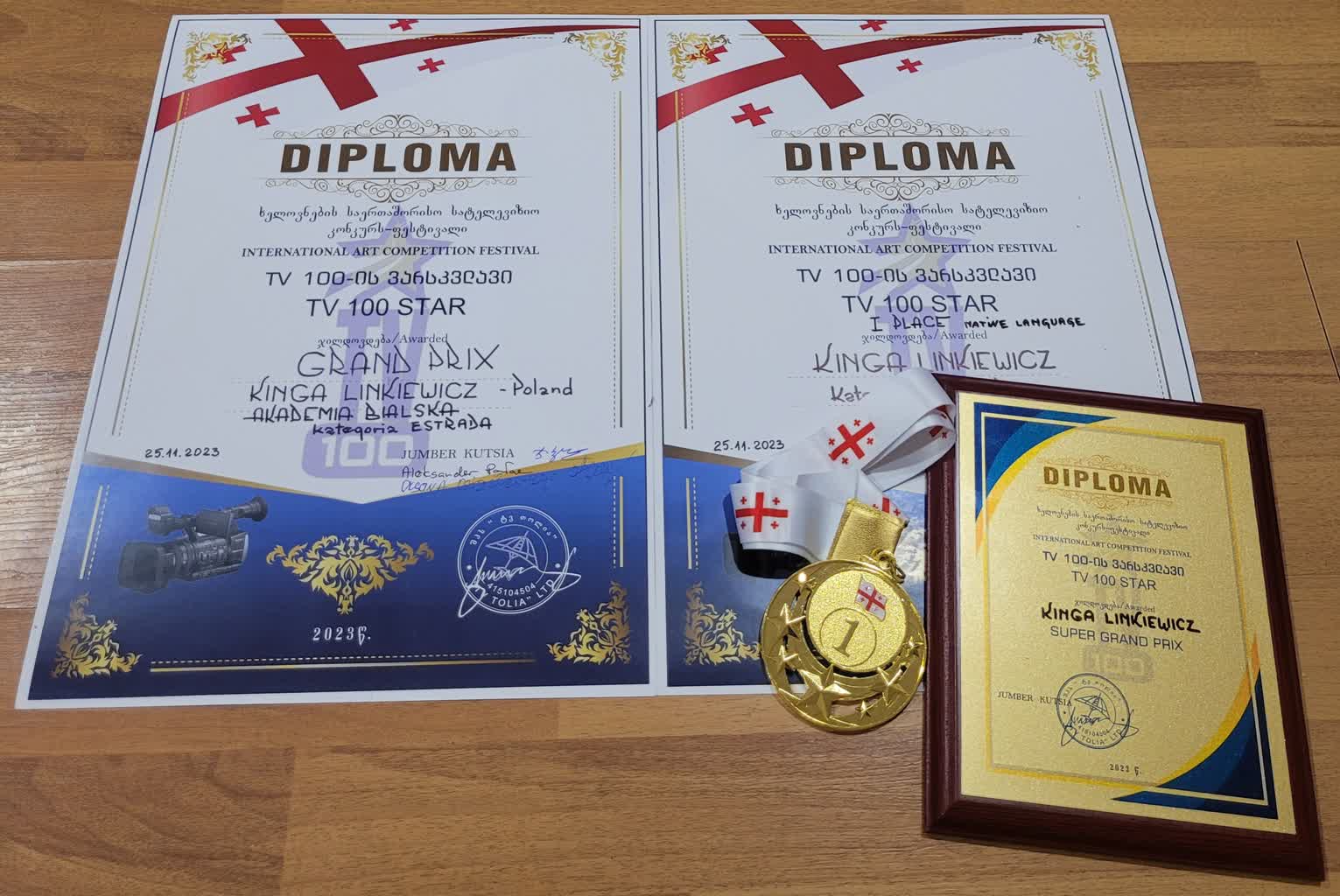 Dyplomy.jpg